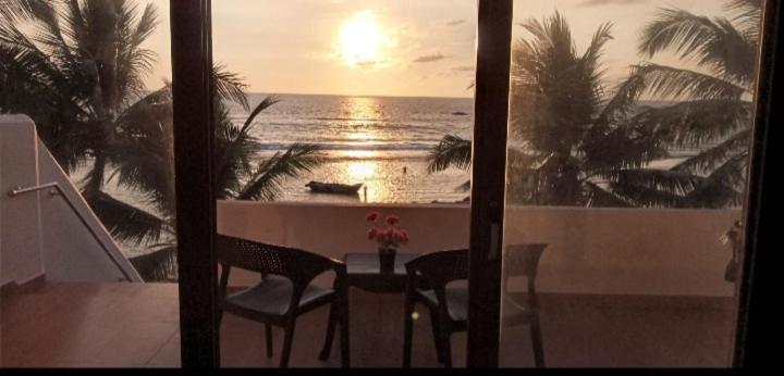 Coral Reef Guest Hotel Beruwala Buitenkant foto