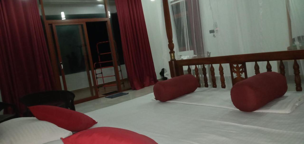 Coral Reef Guest Hotel Beruwala Buitenkant foto