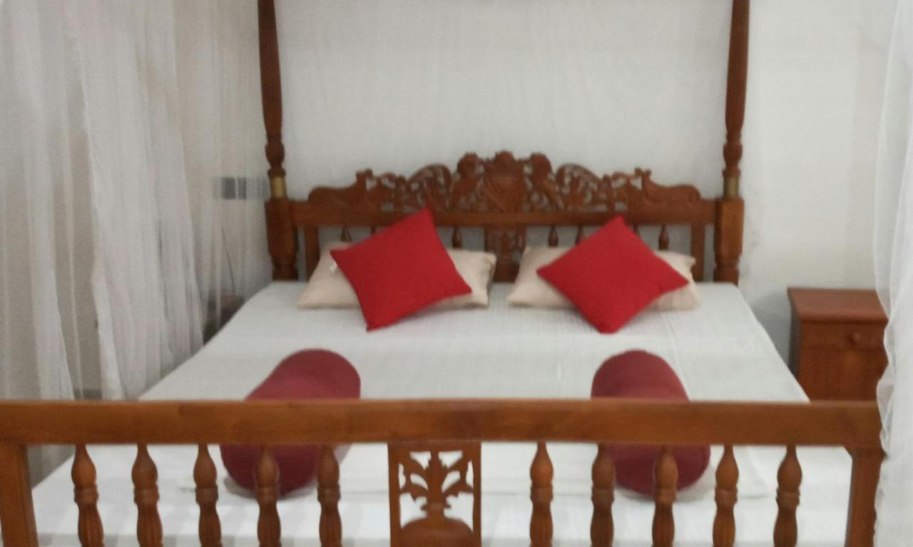 Coral Reef Guest Hotel Beruwala Buitenkant foto